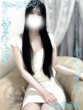 椎名 しずく